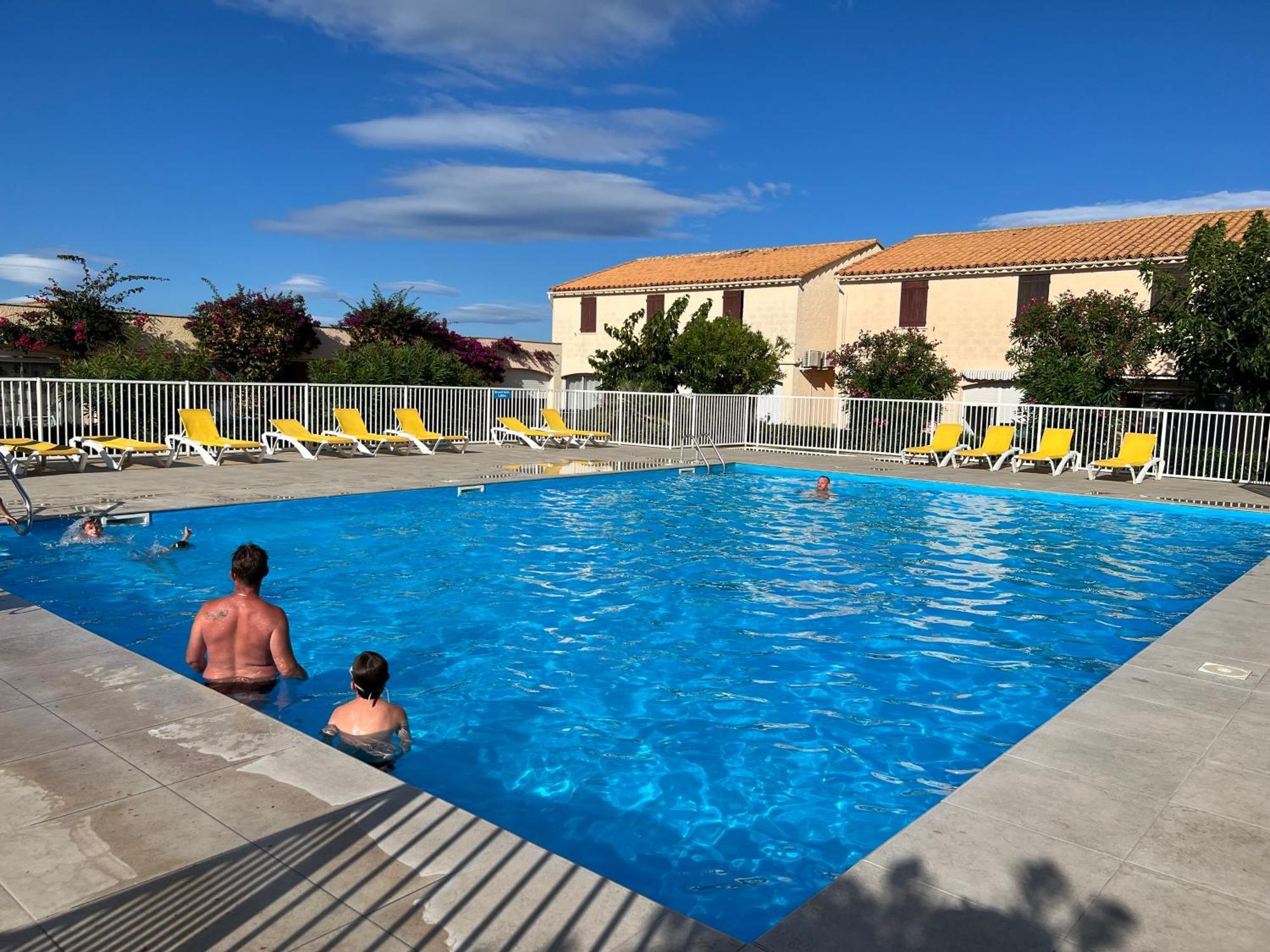Azur Appartement Le Barcarès Buitenkant foto